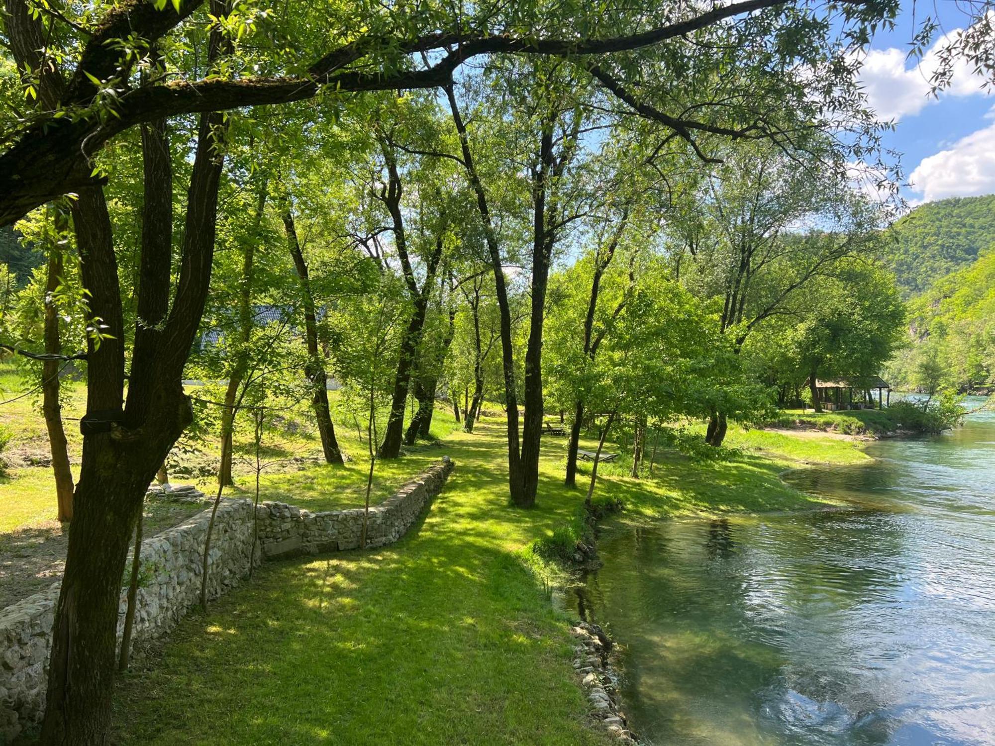 Anur Apartment Bihac Luaran gambar